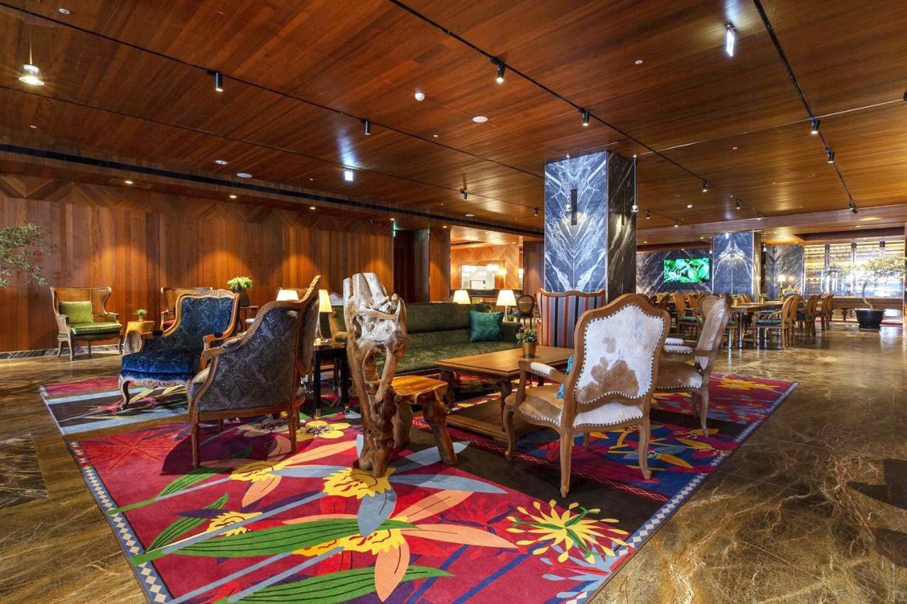 Inhouse Hotel Grand Тайчжун Экстерьер фото