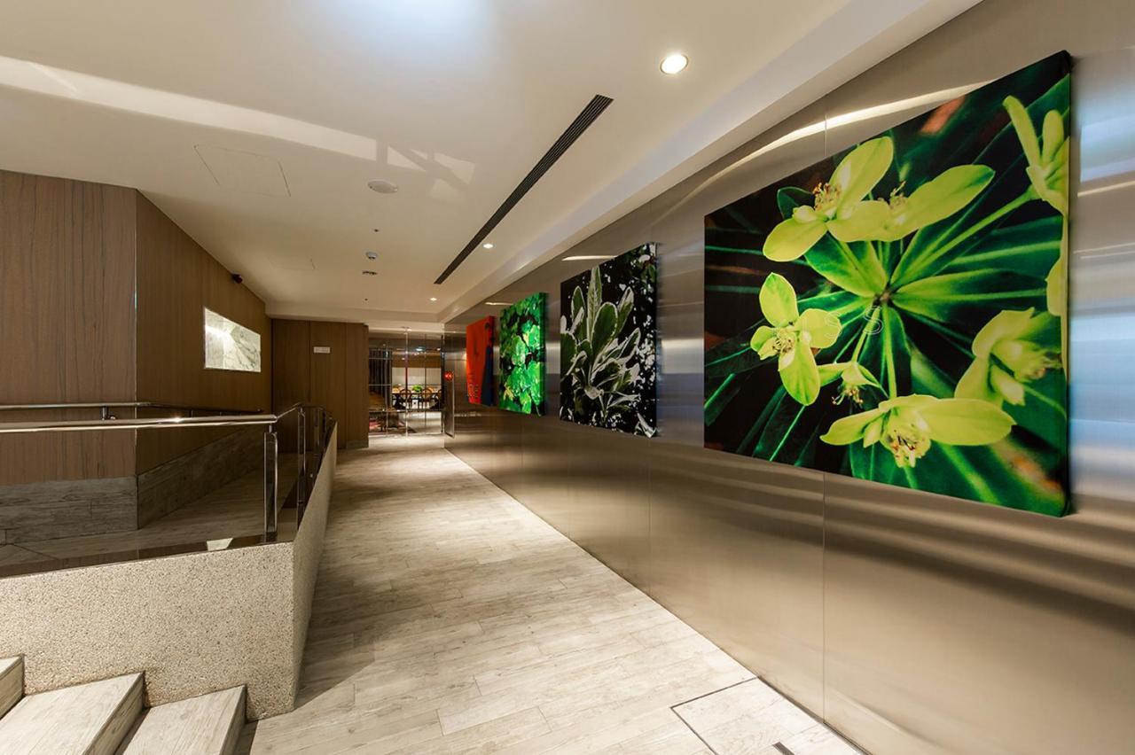Inhouse Hotel Grand Тайчжун Экстерьер фото